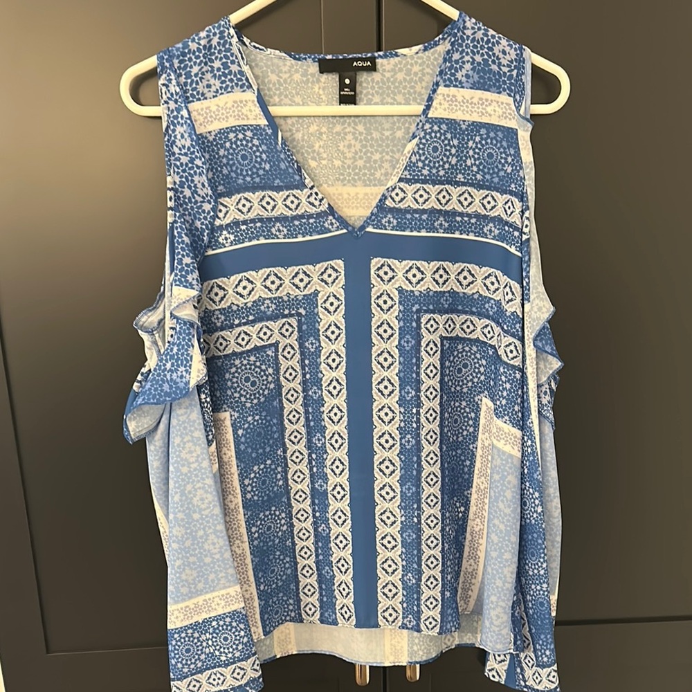 Aqua Women's Blue Patterned Top